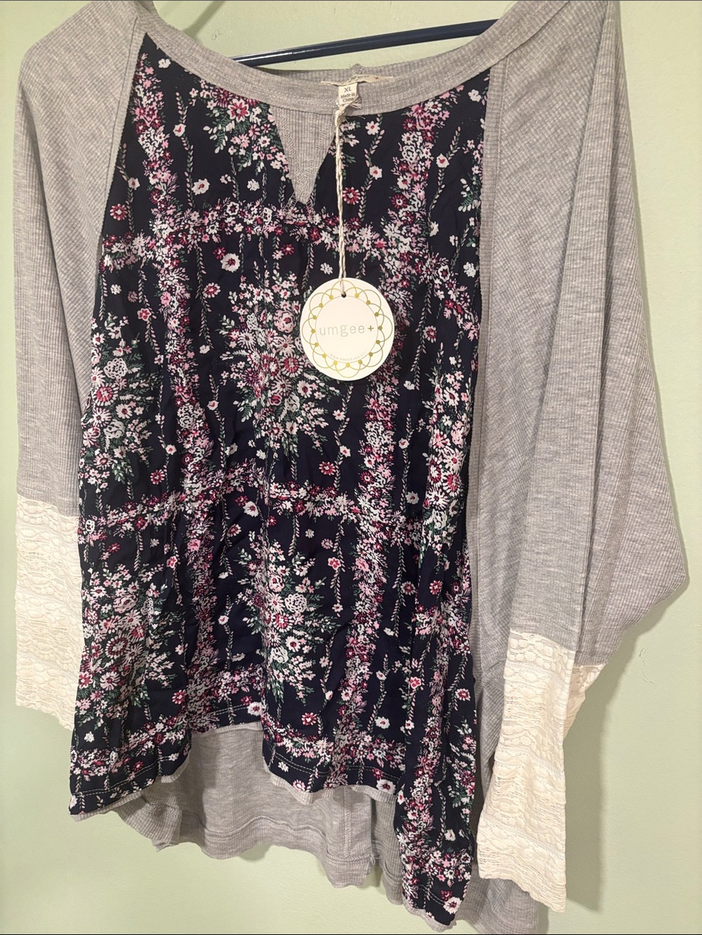 Umgee Boho Floral Raglan Top with Lace Sleeves - Gray and Black